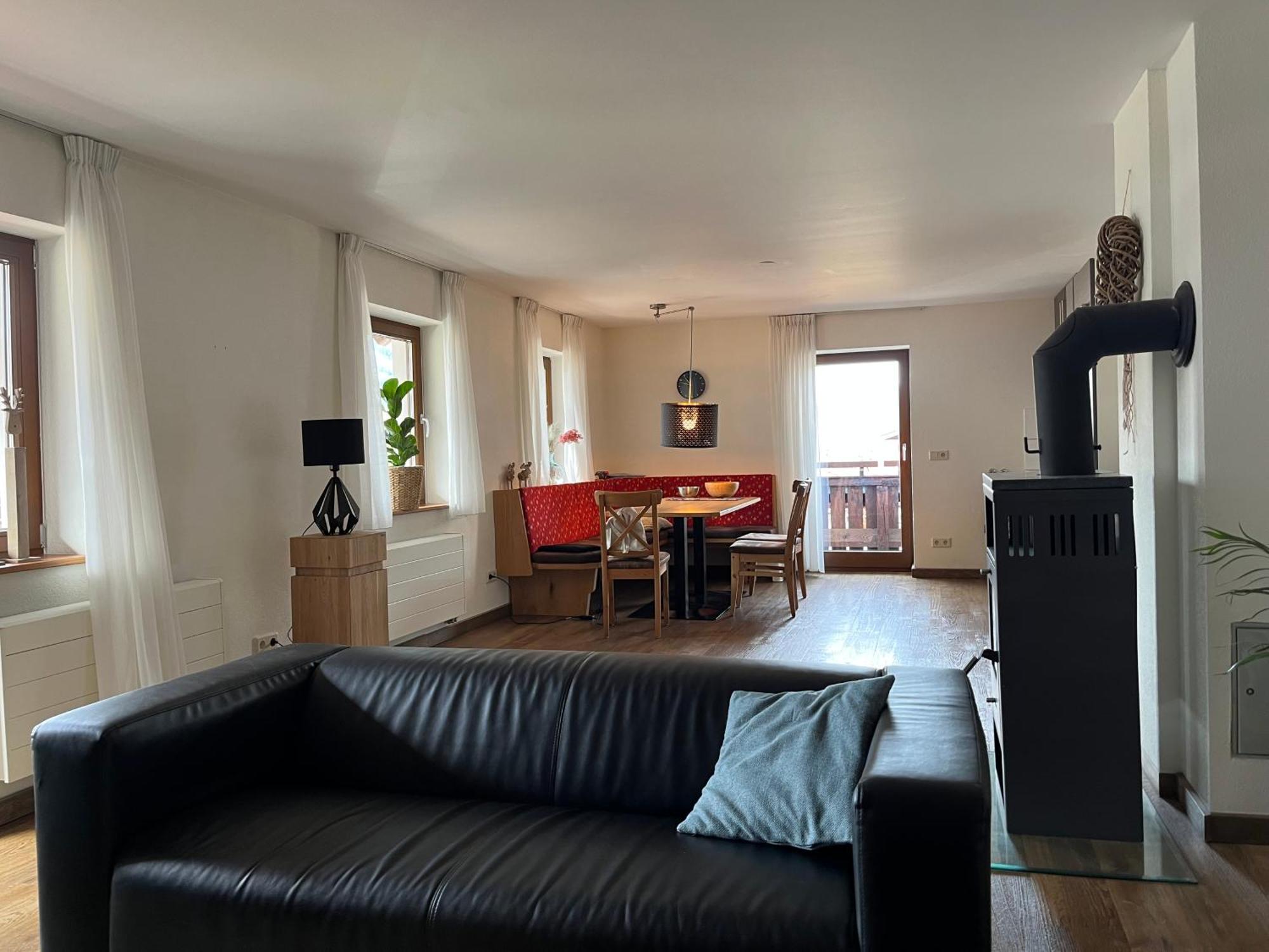 Haus Alpenblume Apartment Ehrwald Exterior photo
